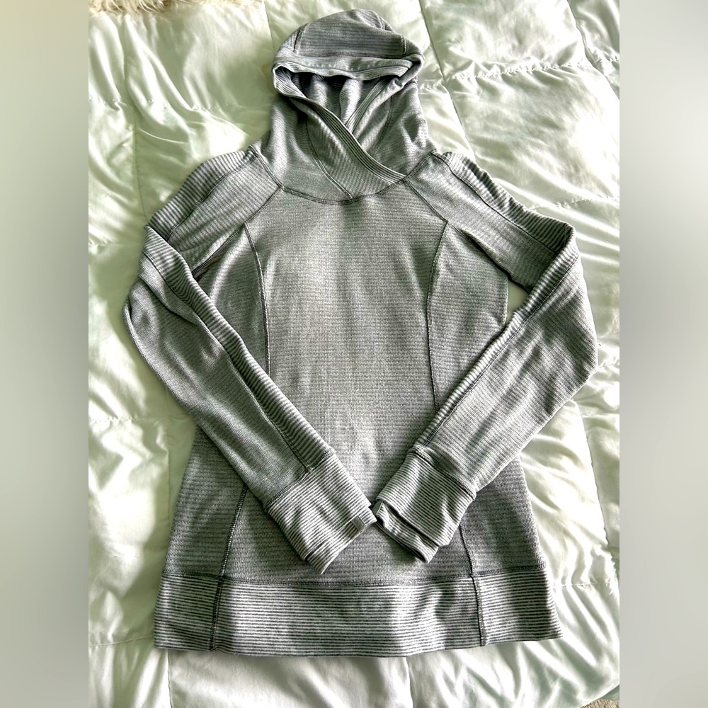 Lululemon Think Fast hoodie